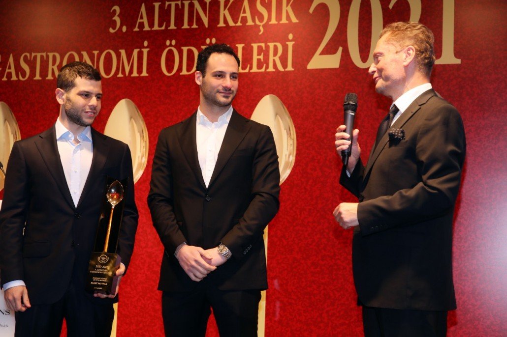 Tören Görseli